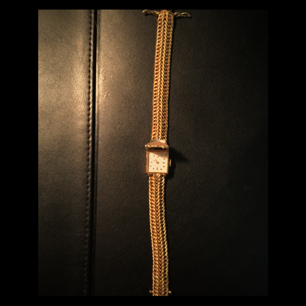 Vintage 1950s 18k GoldDiamond Rolex Ladies Watch